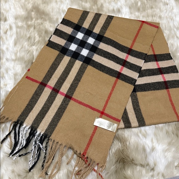 Burberry Beige and Red Cashmere Scarf - Picture 9 of 9